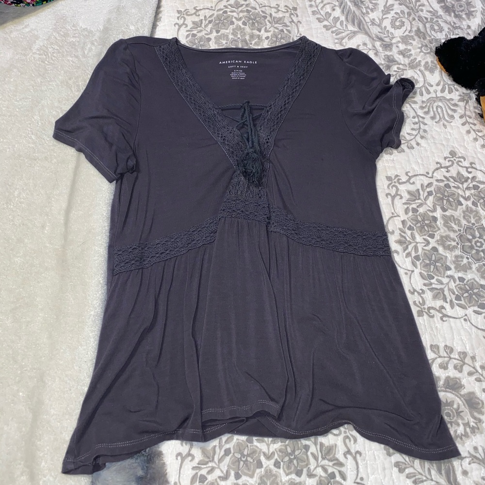 AE lace up top